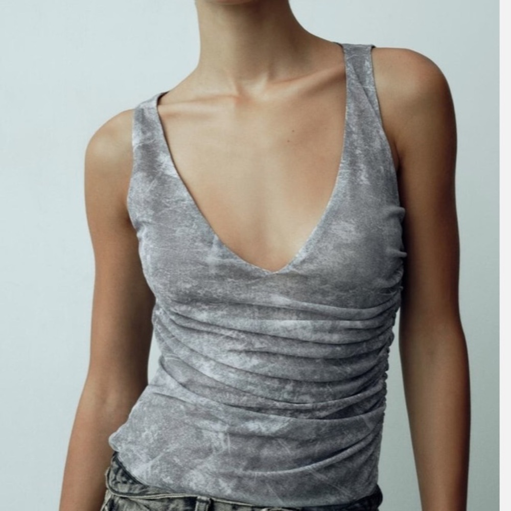 🔴Zara Bodysuit Womens Grey Tulle Print V Neck Sleeveless Gathered deep v neck